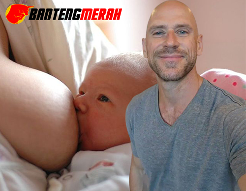 Johnny Sins Mengingatkan Para Ibu & Bapak di Pekan ASI